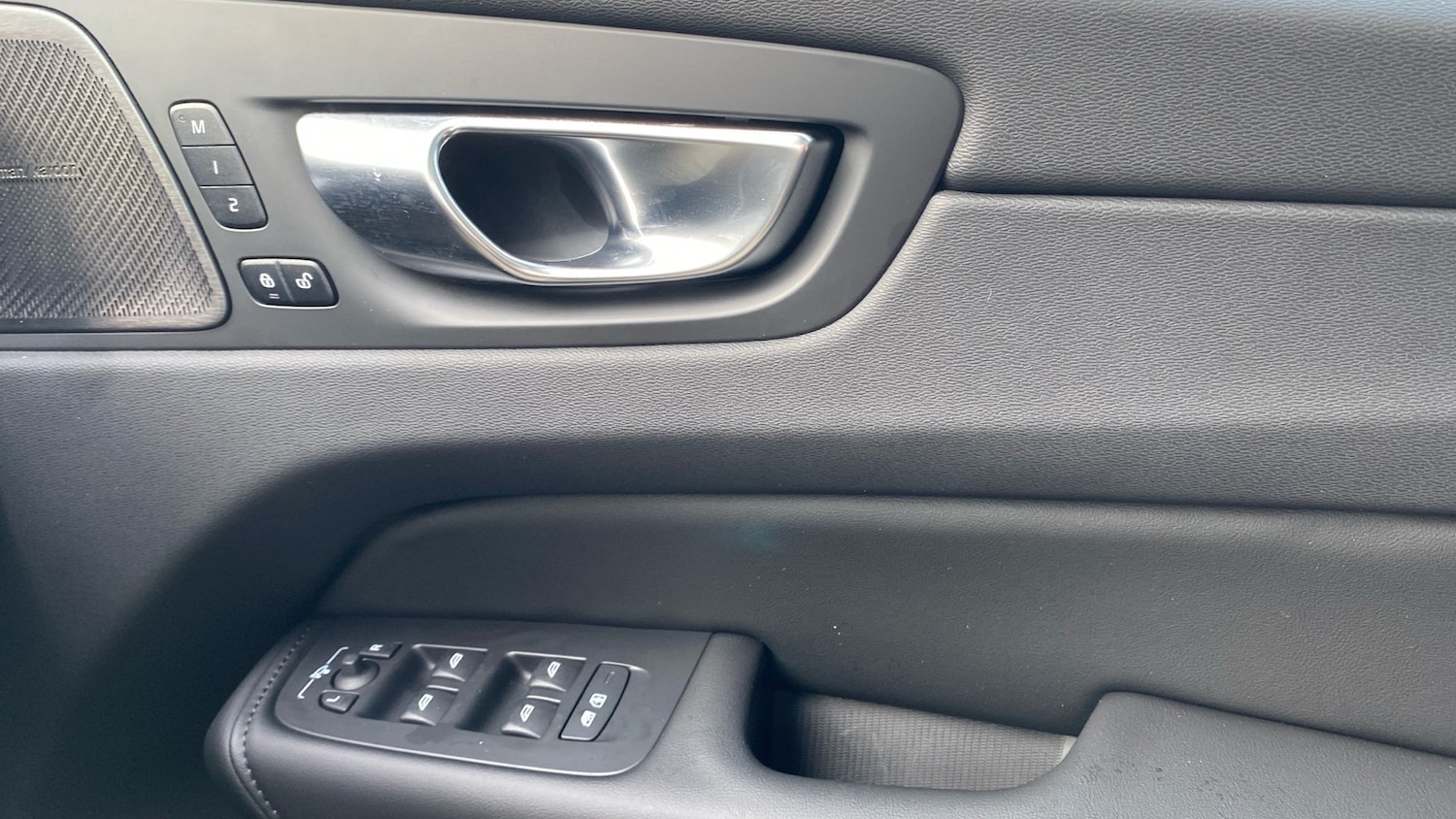 Used Volvo XC60 2023 for sale - 77011656: Photo 28