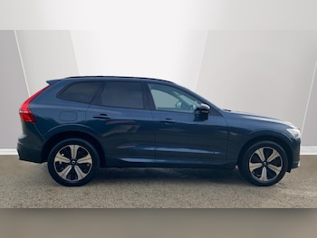 Used Volvo XC60 2023 for sale - 77011656: Photo