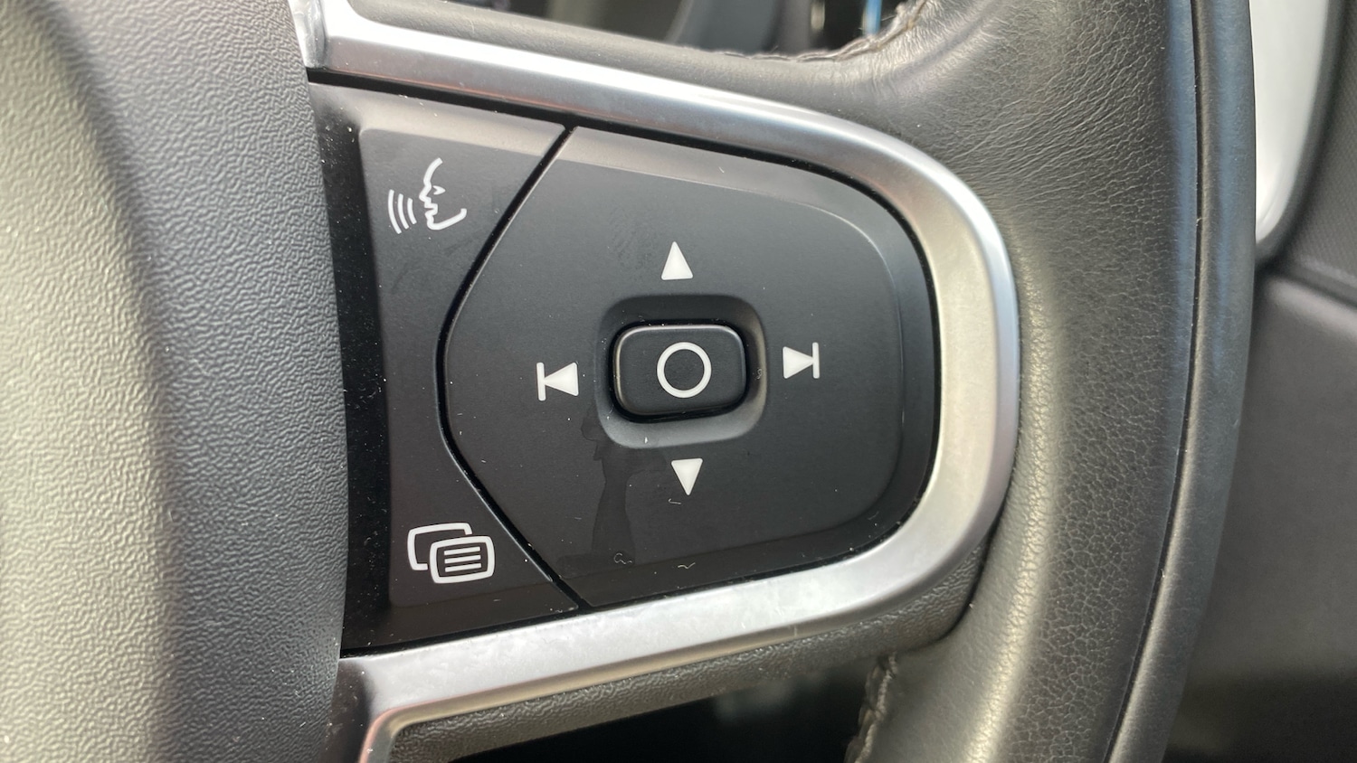 Used Volvo XC60 2019 for sale - 77459603: Photo 22