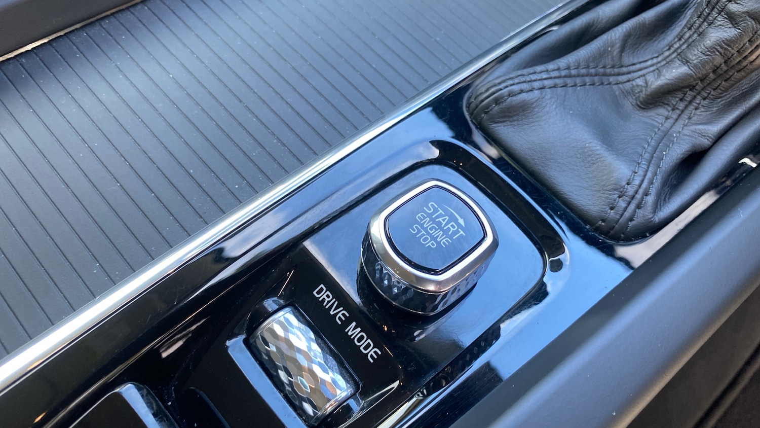 Used Volvo XC60 2019 for sale - 77459603: Photo 27