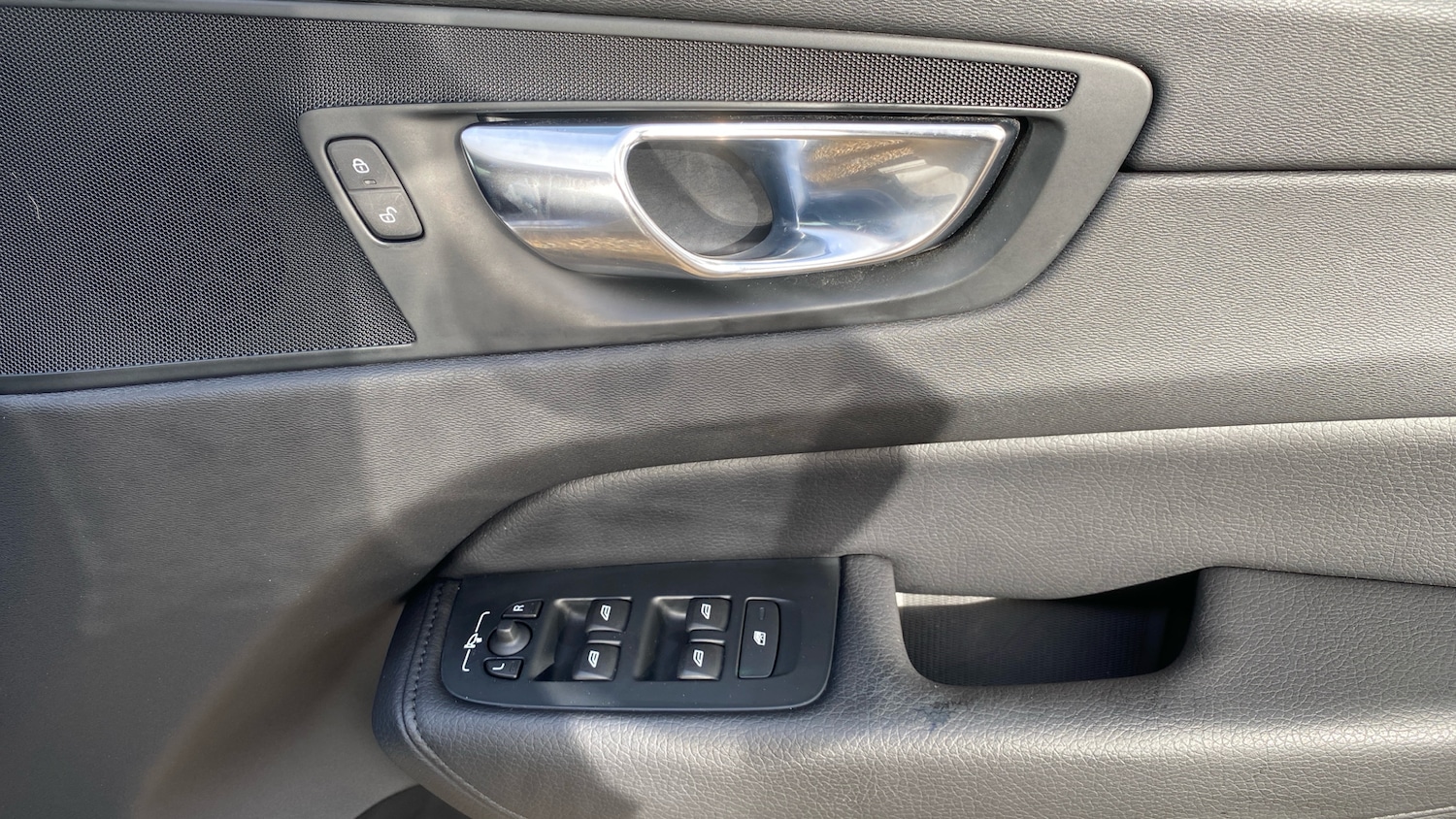 Used Volvo XC60 2019 for sale - 77459603: Photo 29