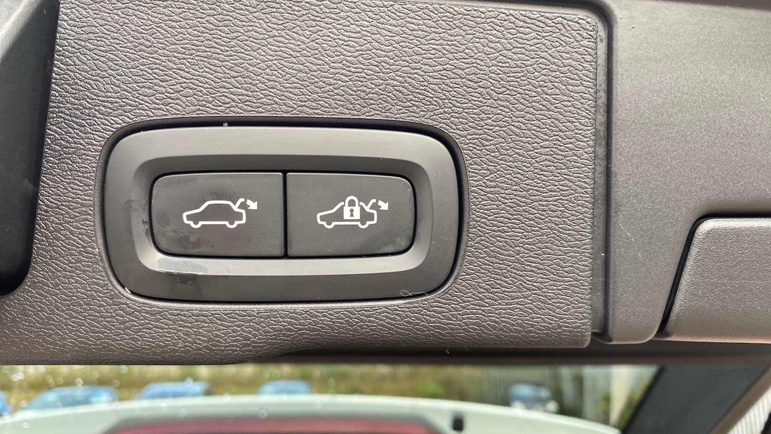 Used Volvo XC60 2019 for sale - 77459603: Photo 35