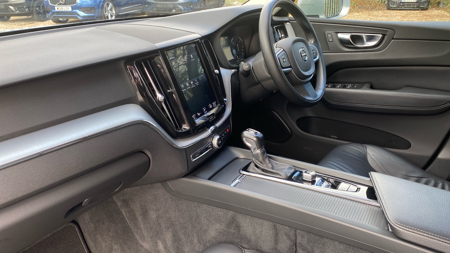 Used Volvo XC60 2019 for sale - 77459603: Photo 39