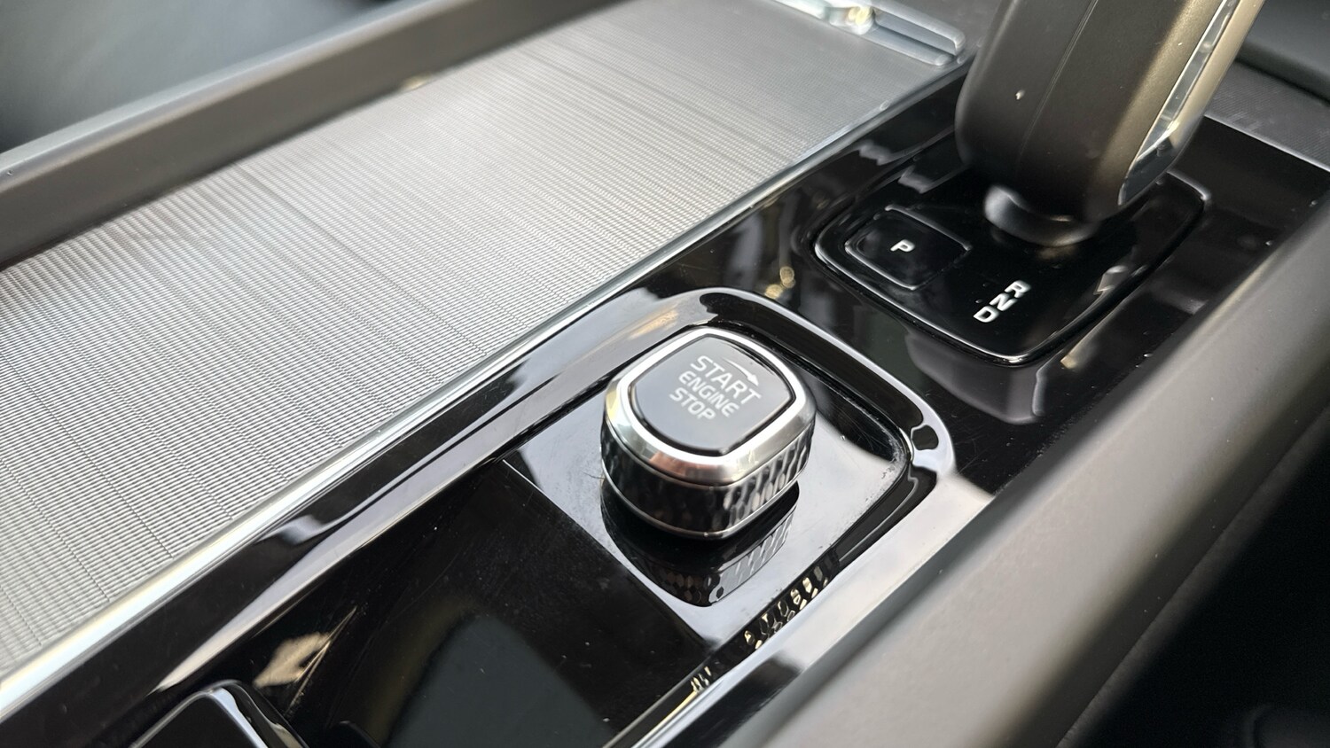 Used Volvo XC60 2023 for sale - 76984611: Photo 27