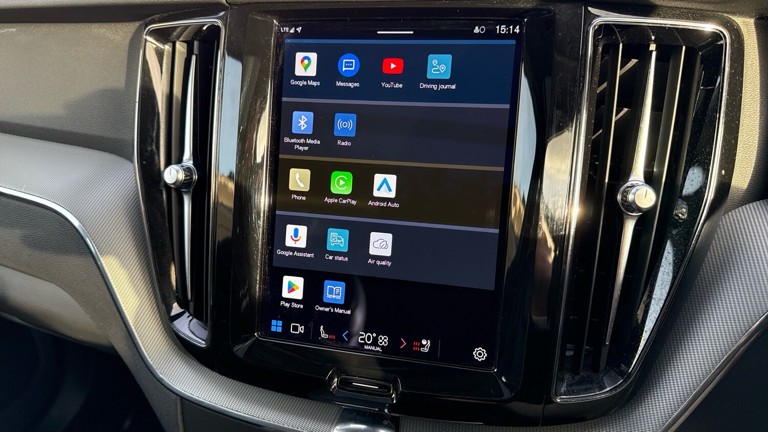 Used Volvo XC60 2023 for sale - 76984611: Photo 39