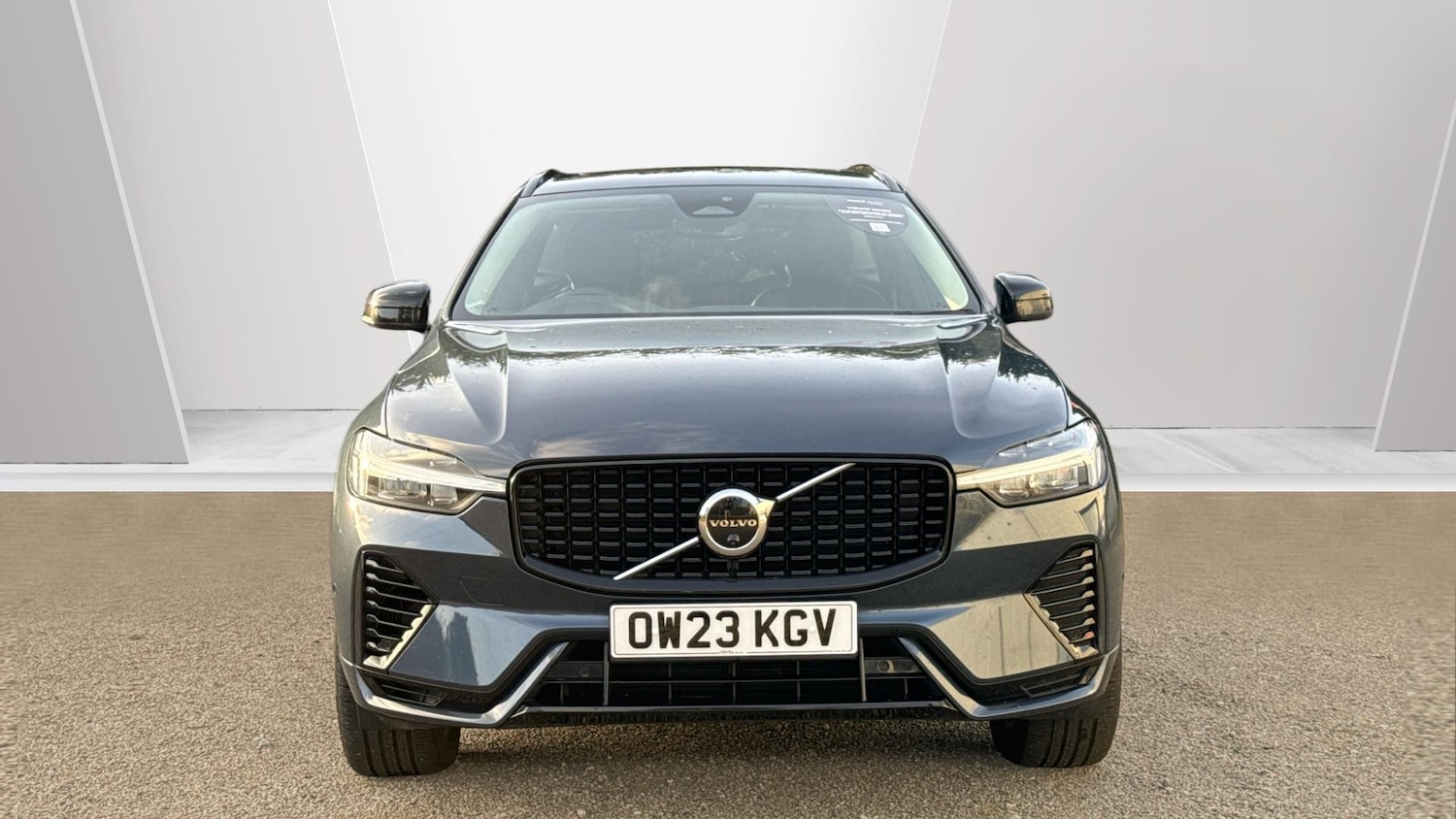 Used Volvo XC60 2023 for sale - 76984611: Photo 8