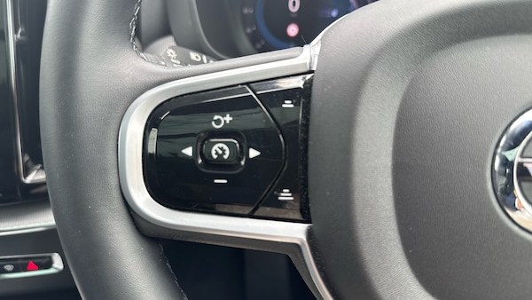 Used Volvo XC60 2021 for sale - 75084210: Photo 18