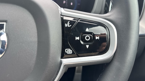 Used Volvo XC60 2021 for sale - 75084210: Photo 19