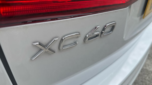 Used Volvo XC60 2021 for sale - 75084210: Photo 41