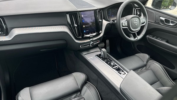 Used Volvo XC60 2021 for sale - 75084210: Photo 4