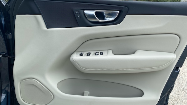 Used Volvo XC60 2022 for sale - 75652294: Photo 15