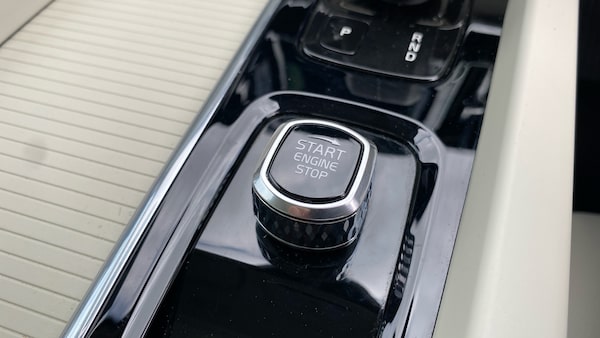 Used Volvo XC60 2022 for sale - 75652294: Photo 23