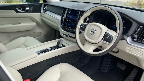 Used Volvo XC60 2022 for sale - 75652294: Photo 5