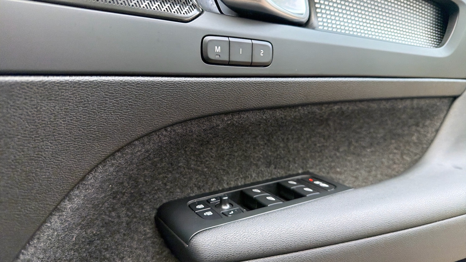 Used Volvo XC40 2024 for sale - 77459613: Photo 24