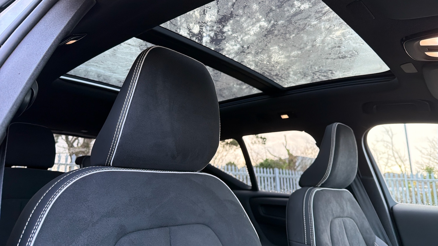 Used Volvo XC40 2024 for sale - 77459613: Photo 31