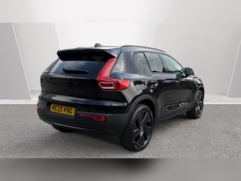 Used Volvo XC40 2025 for sale - 77742489: Photo