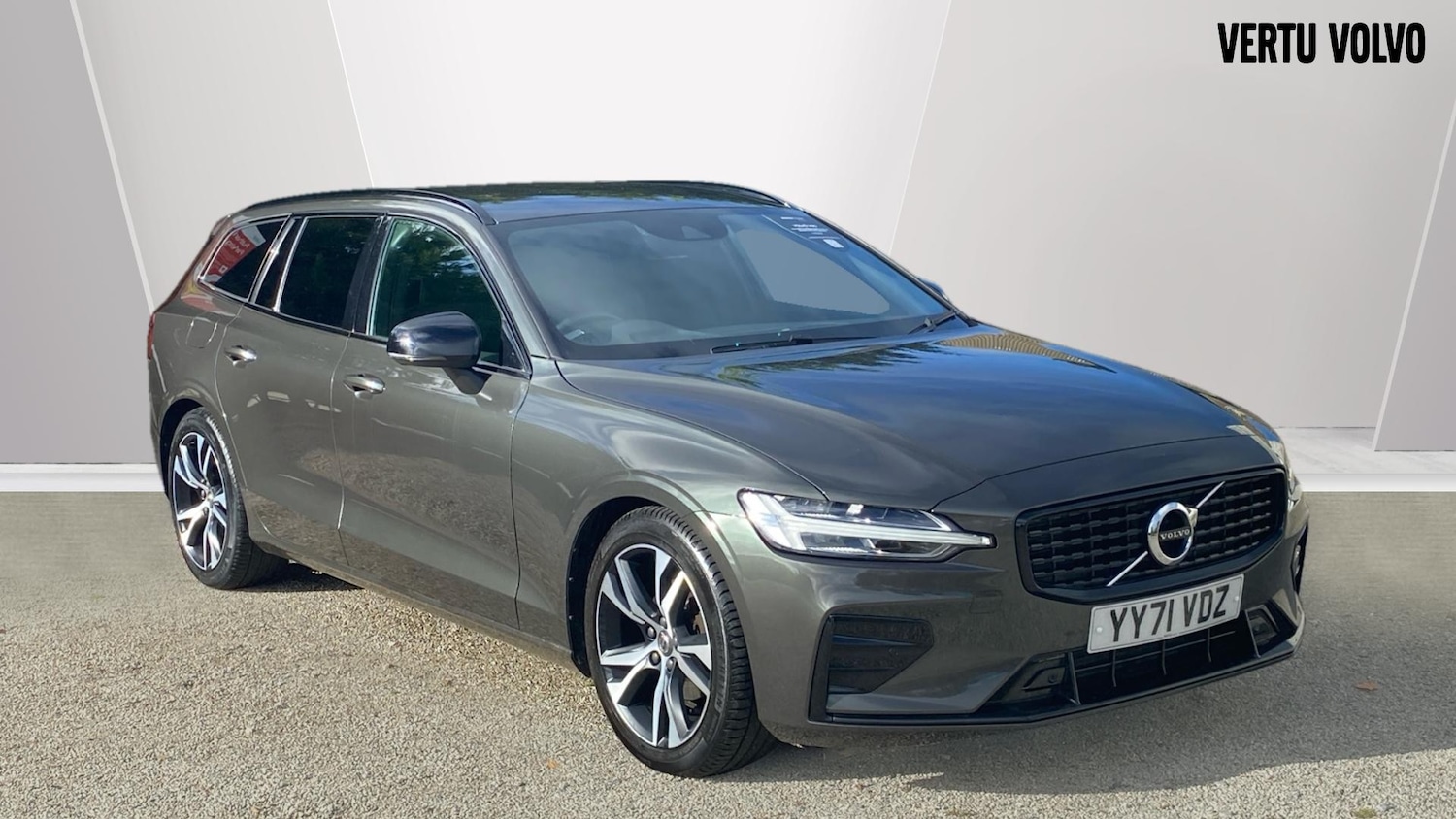 Used Volvo V60 2021 for sale - 76653283: Photo 1