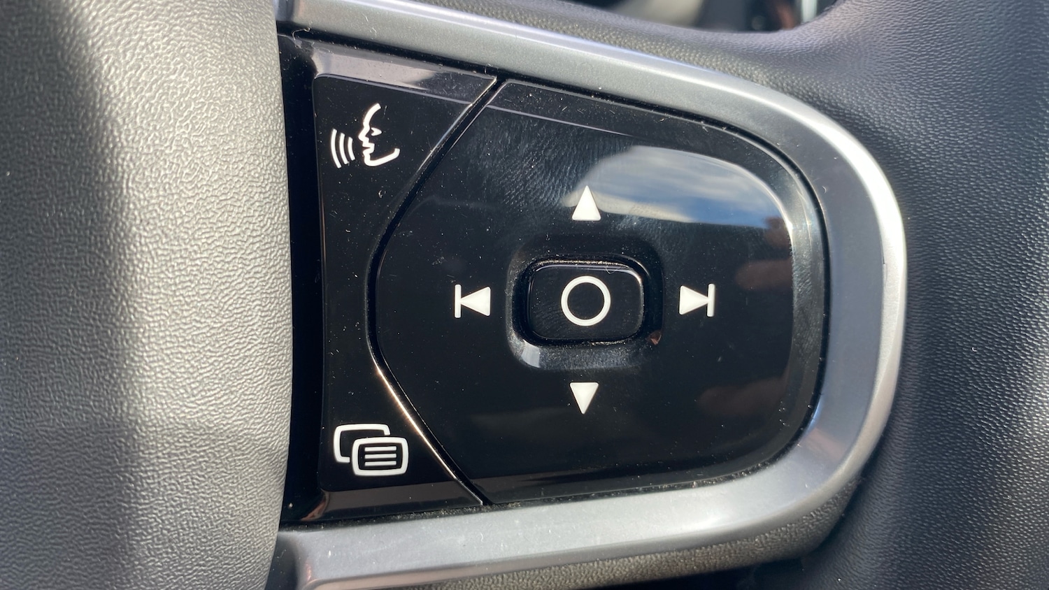 Used Volvo V60 2021 for sale - 76653283: Photo 19