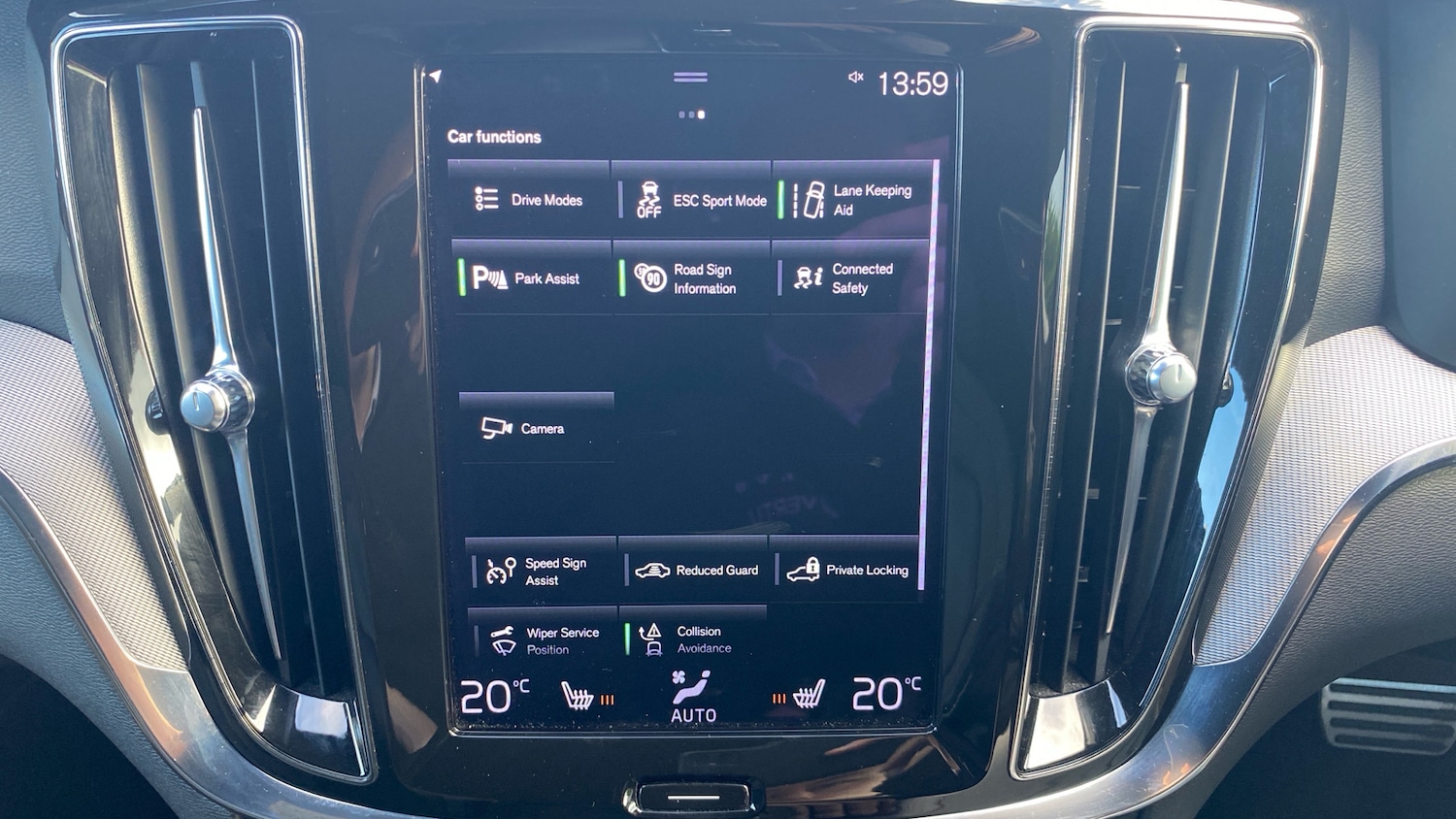 Used Volvo V60 2021 for sale - 76653283: Photo 21