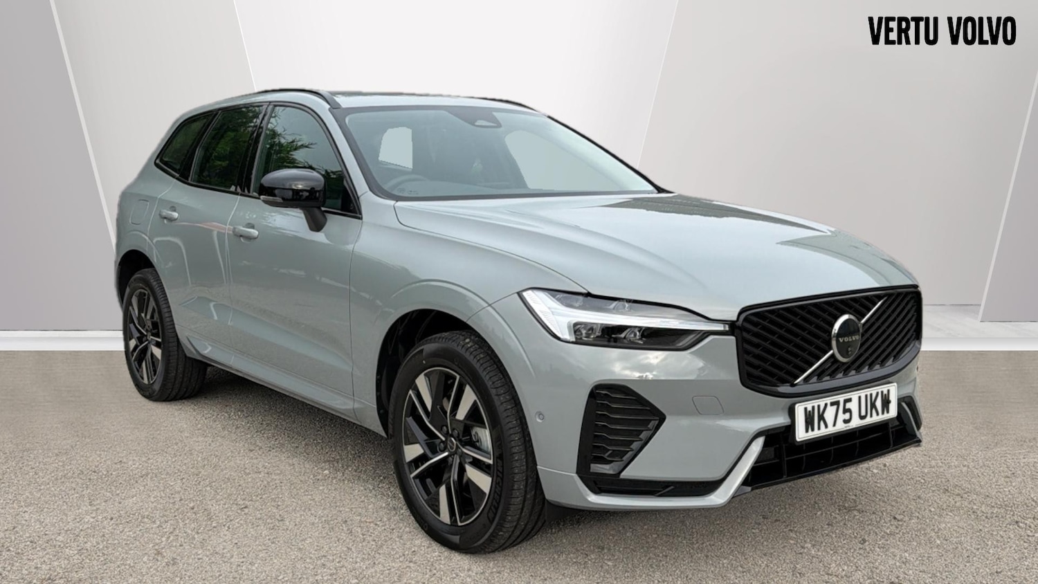 Used Volvo XC60 2025 for sale - 76653329: Photo 1