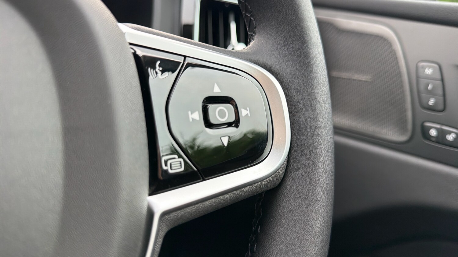 Used Volvo XC60 2025 for sale - 76653329: Photo 19