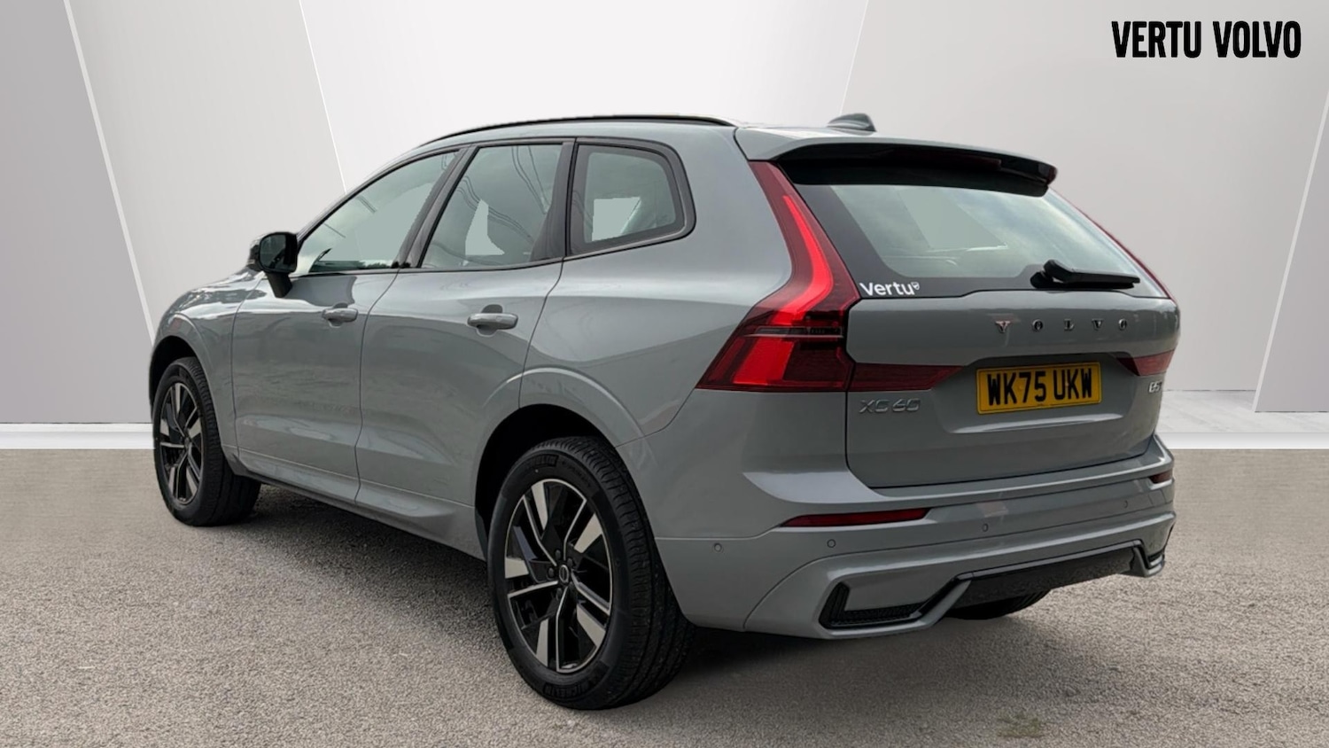 Used Volvo XC60 2025 for sale - 76653329: Photo 2