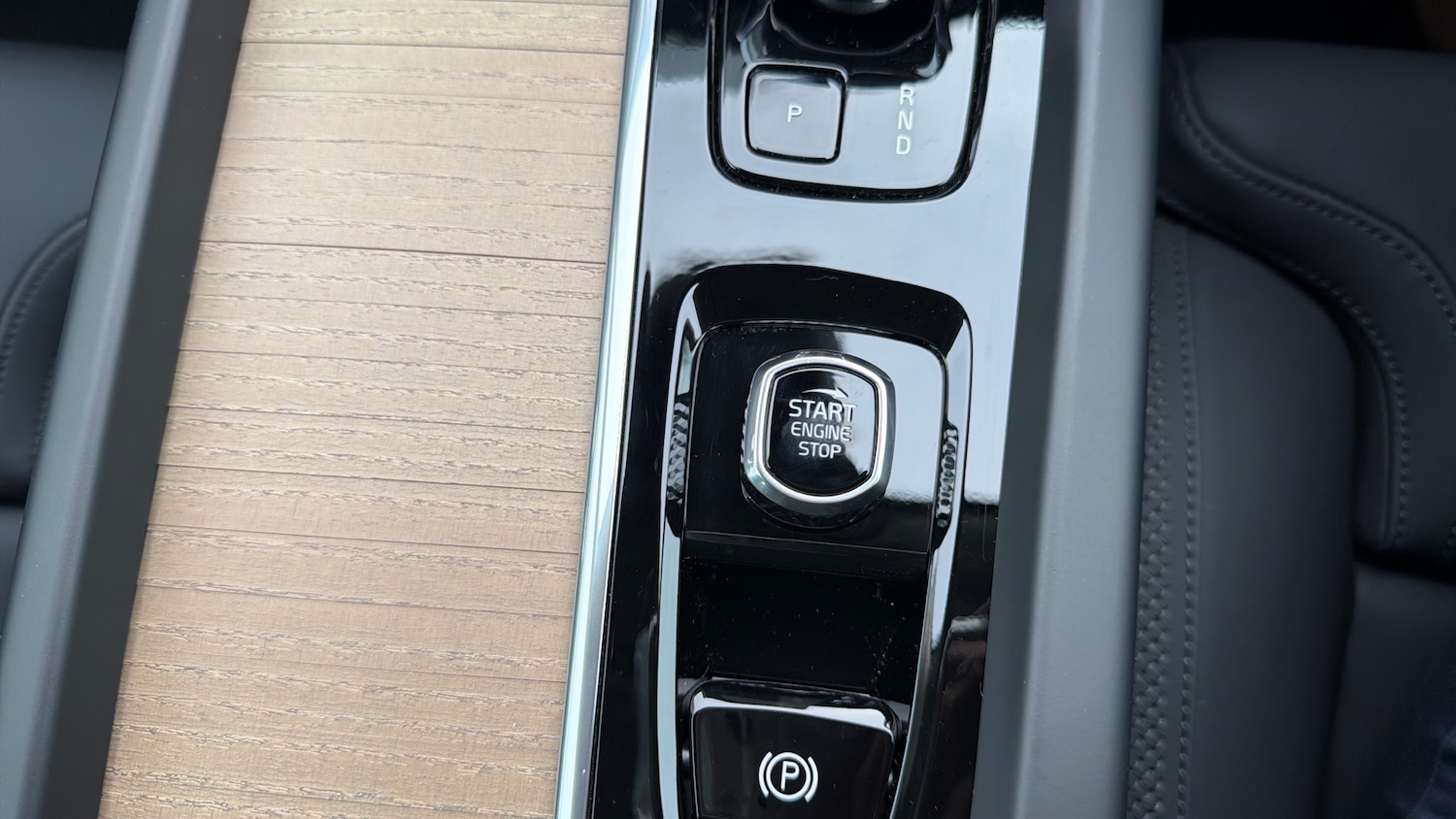 Used Volvo XC60 2025 for sale - 76653329: Photo 23