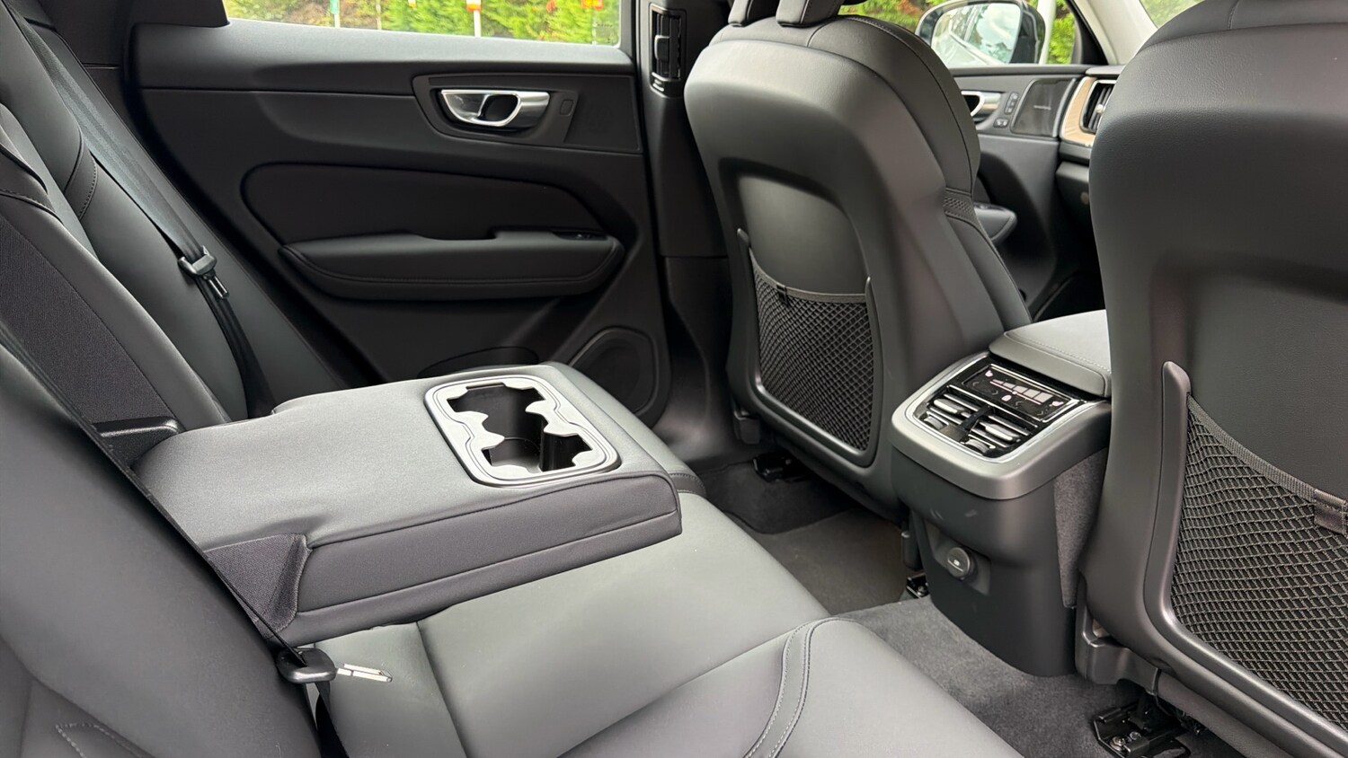 Used Volvo XC60 2025 for sale - 76653329: Photo 26