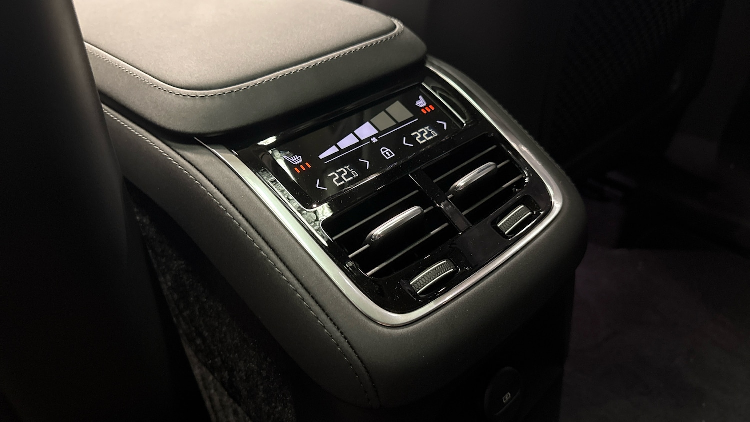 Used Volvo XC90 2025 for sale - 77883831: Photo 36