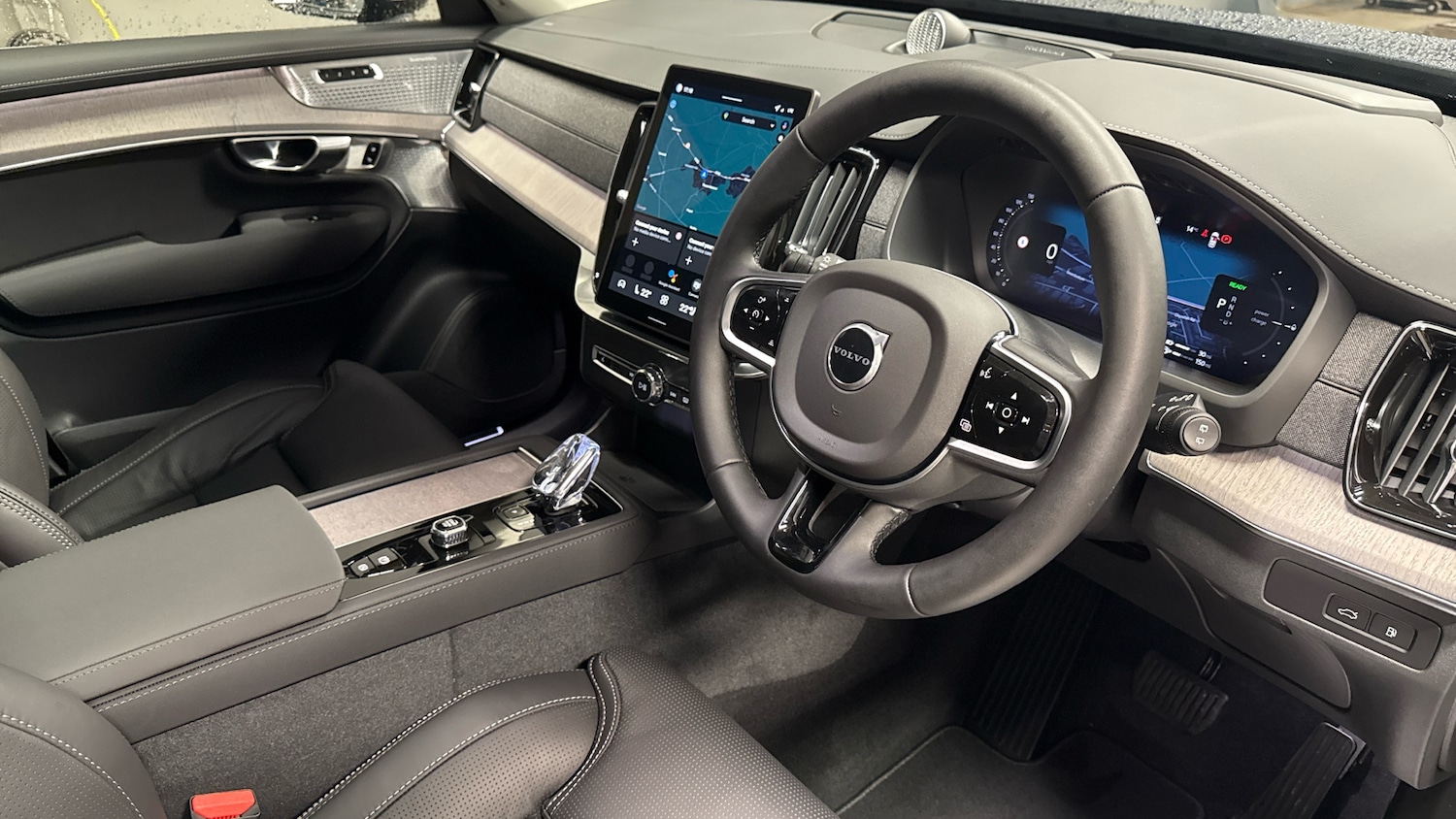 Used Volvo XC90 2025 for sale - 77883831: Photo 4