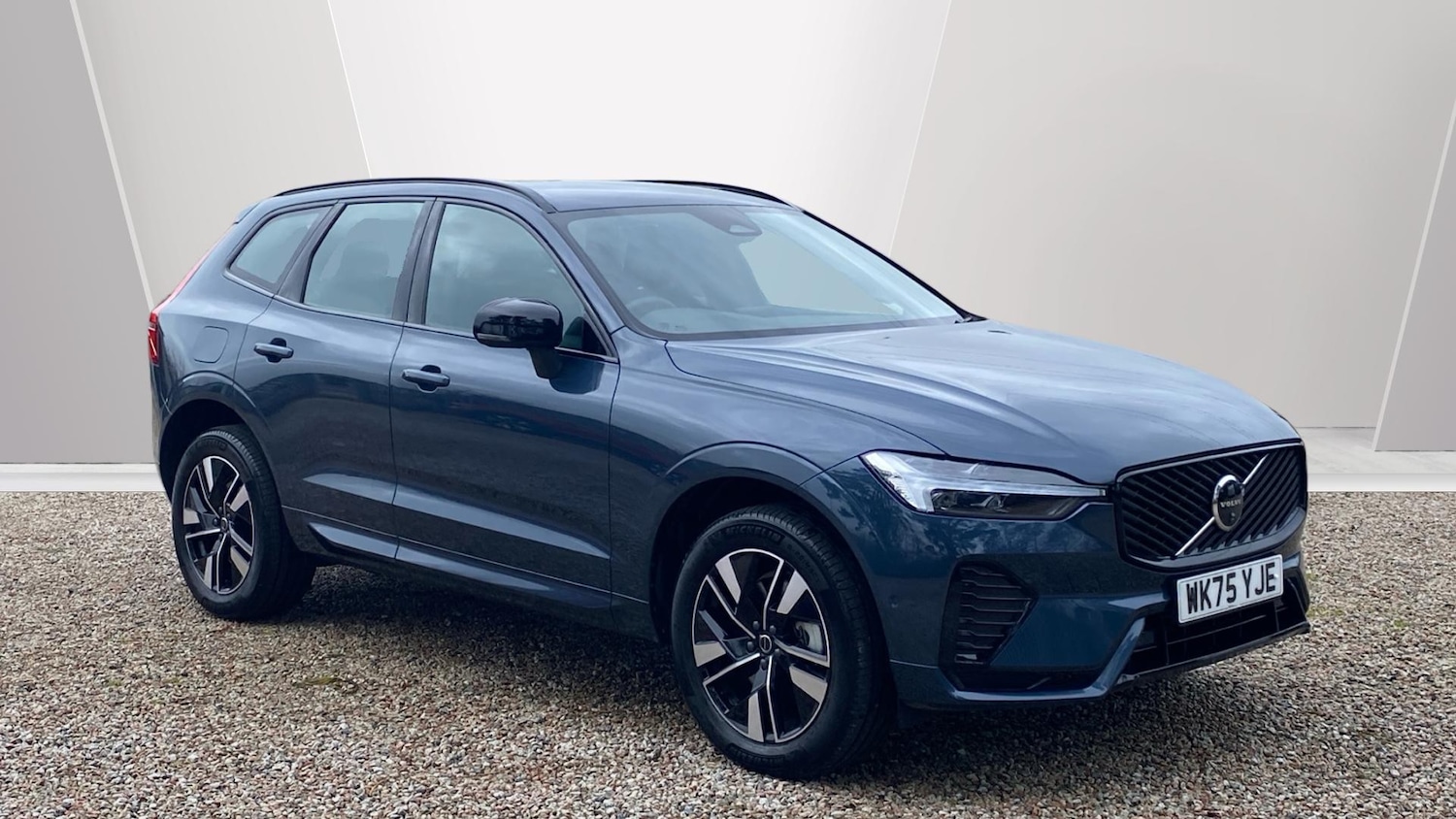 Used Volvo XC60 2025 for sale - 76653324: Photo 1