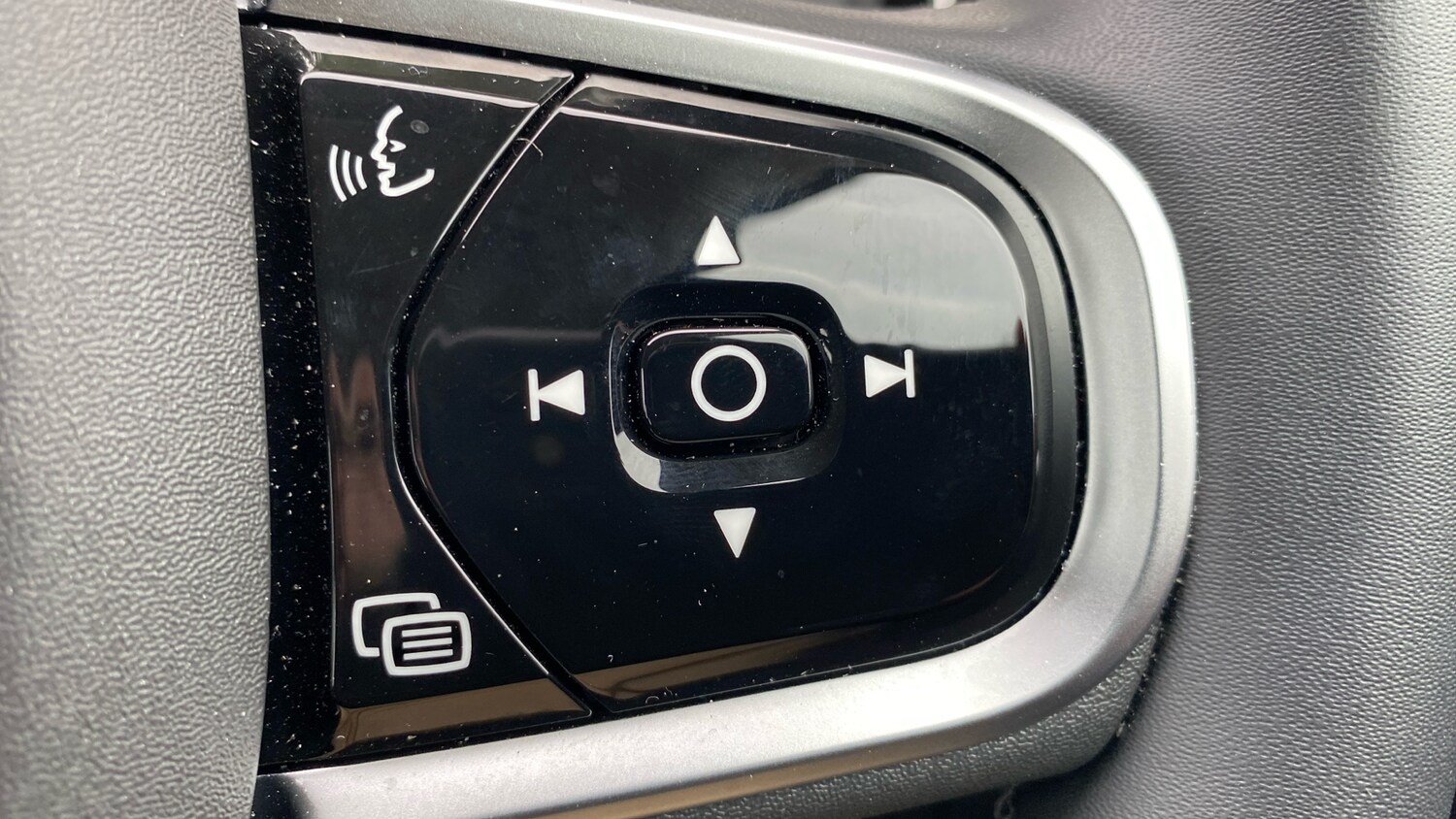 Used Volvo XC60 2025 for sale - 76653324: Photo 21