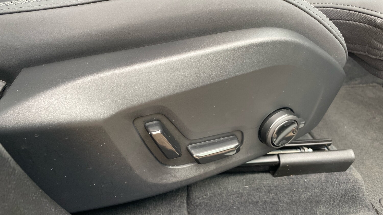 Used Volvo XC60 2025 for sale - 76653324: Photo 29