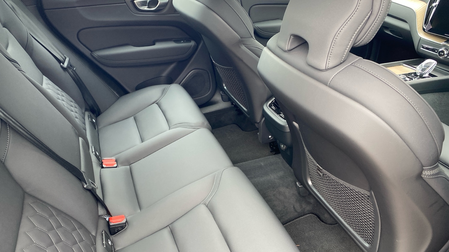 Used Volvo XC60 2025 for sale - 76653324: Photo 31