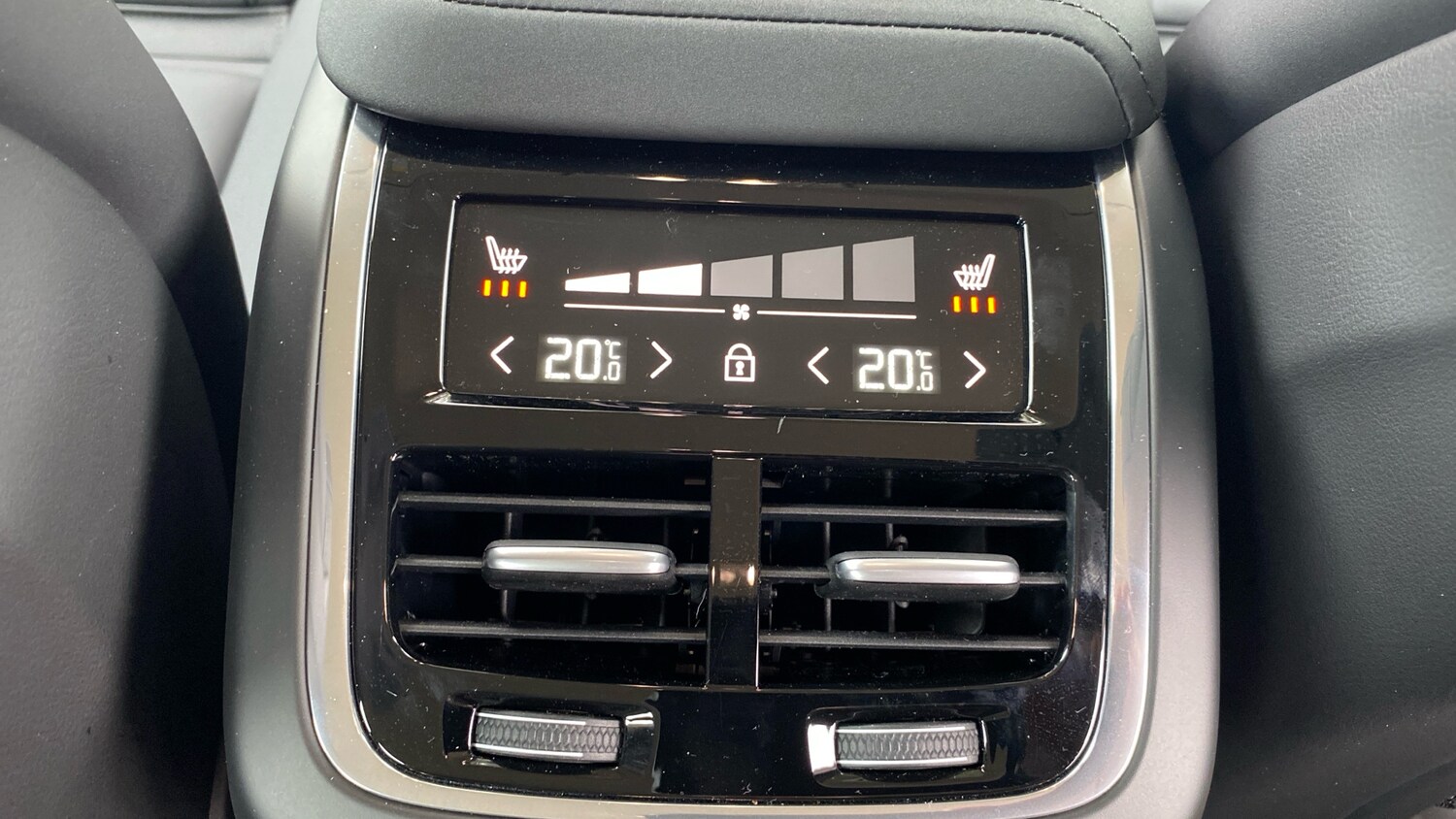 Used Volvo XC60 2025 for sale - 76653324: Photo 38