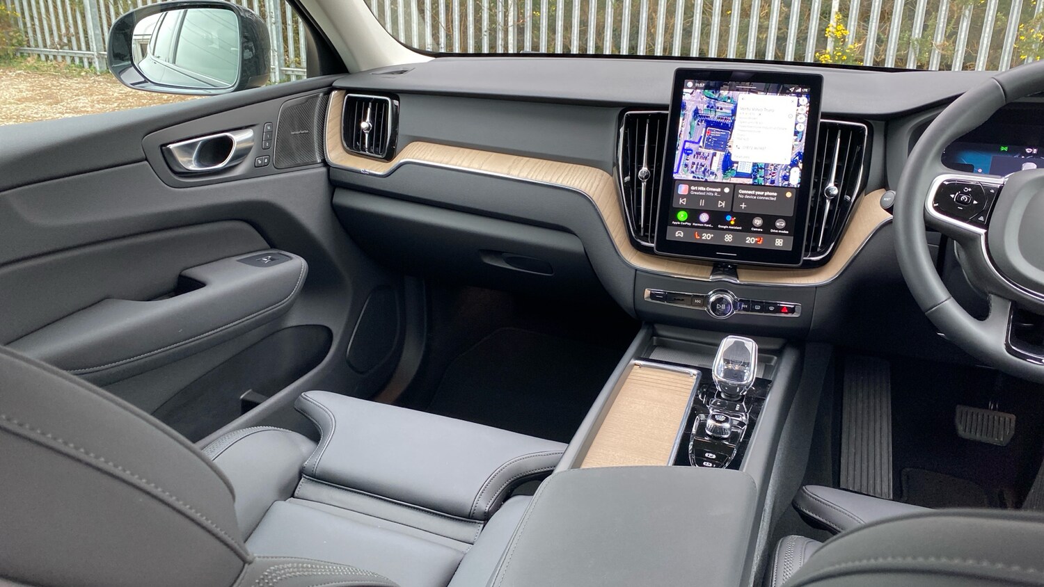 Used Volvo XC60 2025 for sale - 76653324: Photo 44