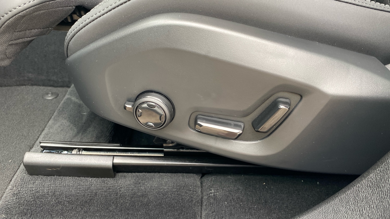 Used Volvo XC60 2025 for sale - 76653324: Photo 46