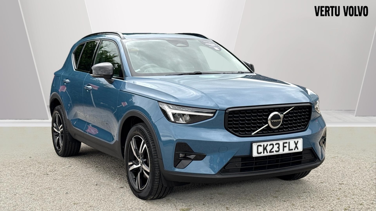 Used Volvo XC40 2023 for sale - 75962266: Photo 1