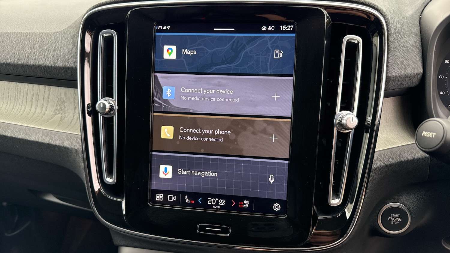 Used Volvo XC40 2023 for sale - 75962266: Photo 21