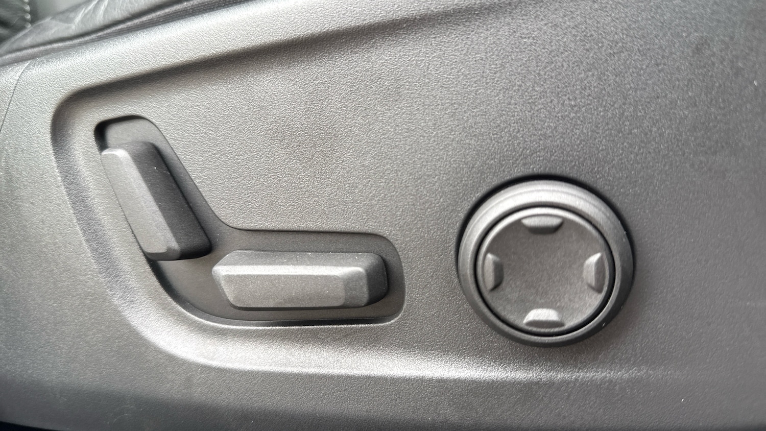 Used Volvo XC40 2023 for sale - 75962266: Photo 27