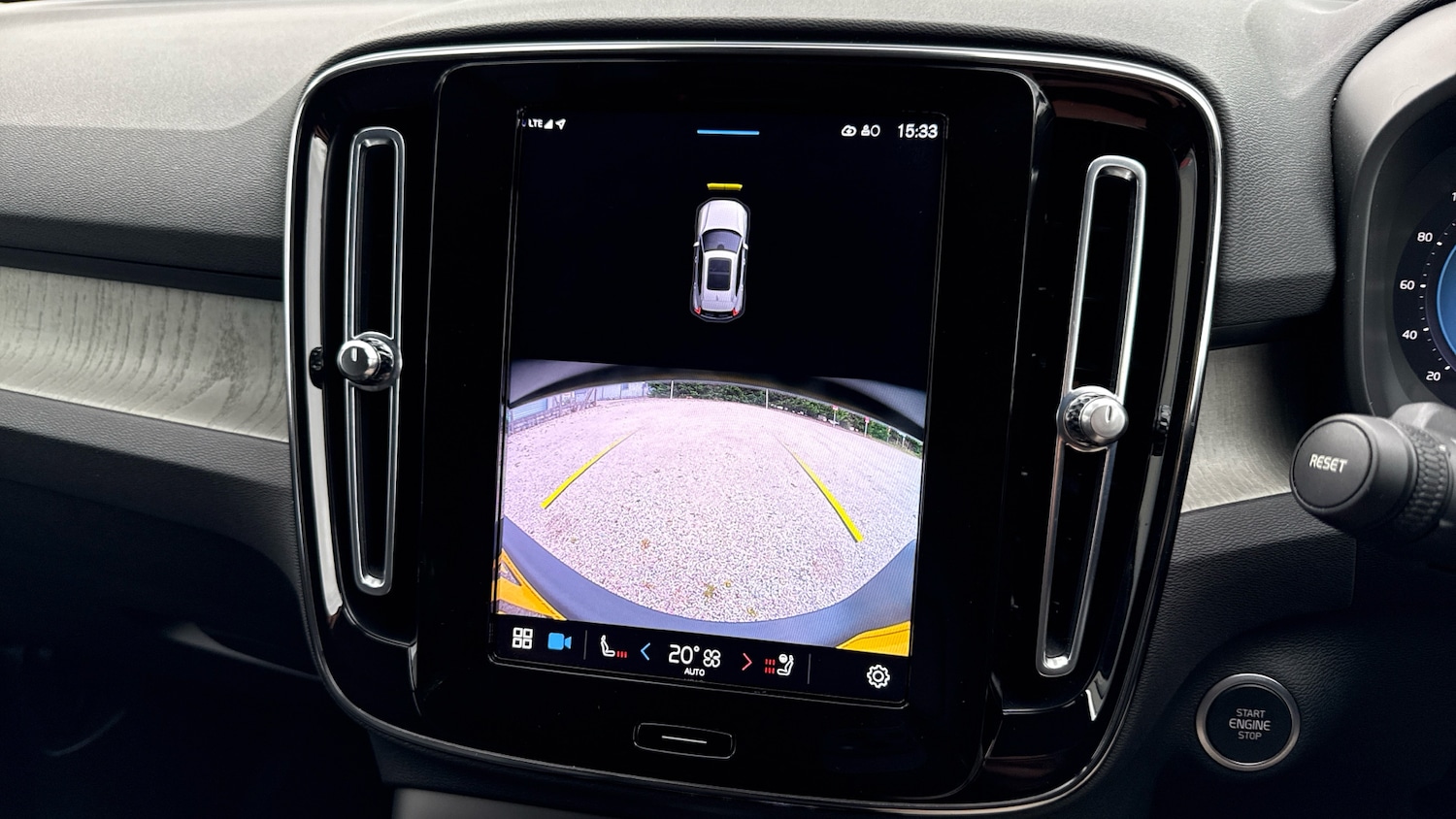 Used Volvo XC40 2023 for sale - 75962266: Photo 36