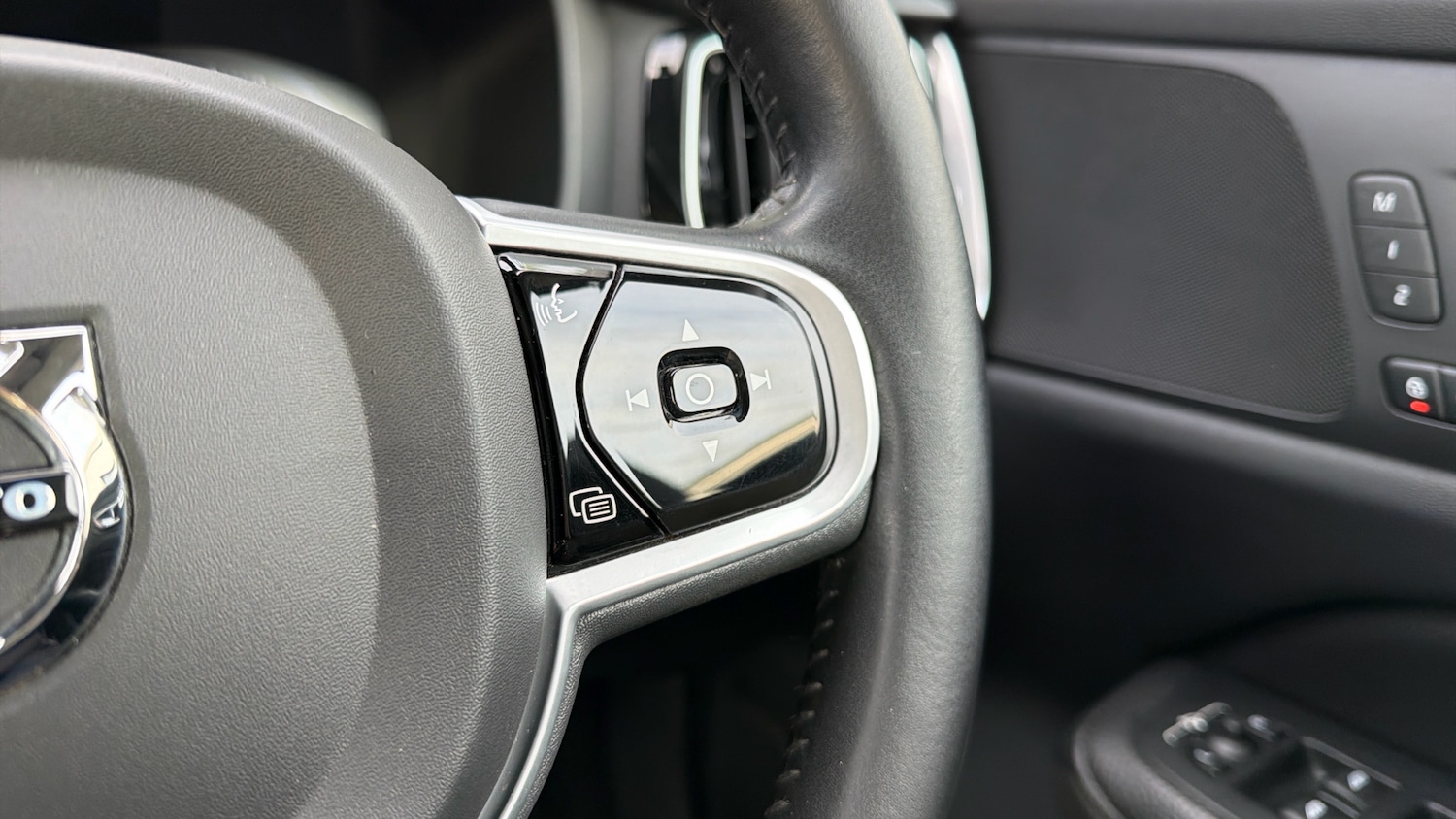 Used Volvo V60 2020 for sale - 77555784: Photo 22