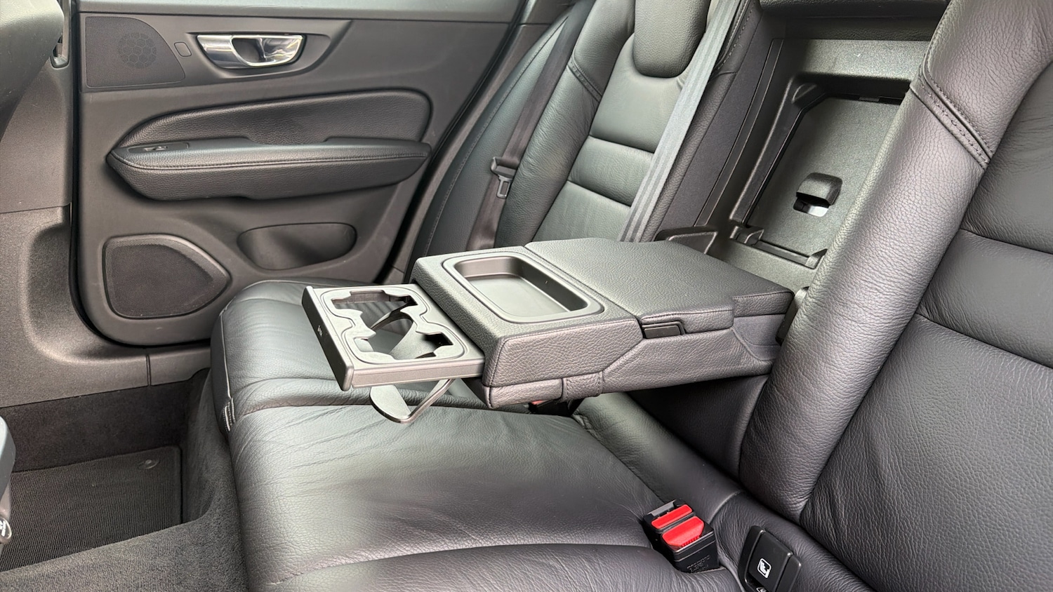 Used Volvo V60 2020 for sale - 77555784: Photo 34