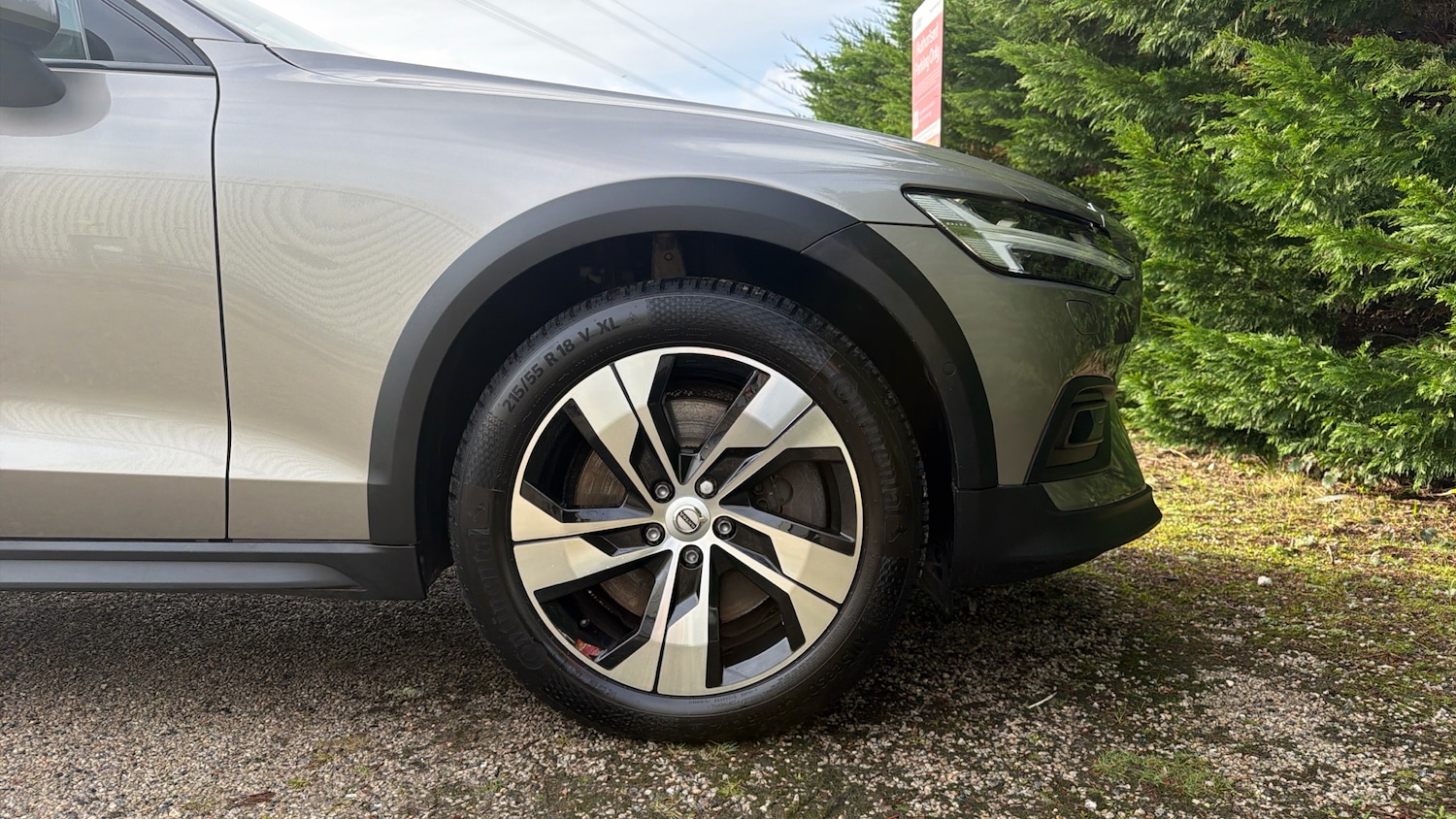 Used Volvo V60 2020 for sale - 77555784: Photo 9