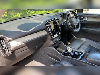 Used Volvo XC40 2022 for sale - 75440505: Photo