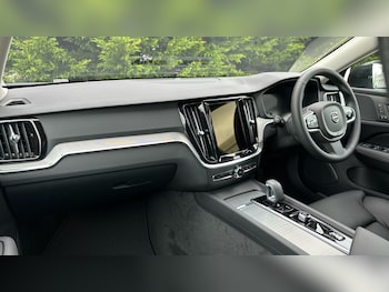 Used Volvo V60 2025 for sale - 75724270: Photo