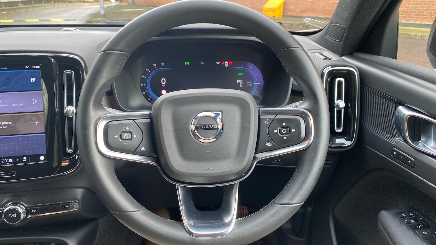 Used Volvo XC40 2022 for sale - 77325959: Photo 10