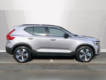 Used Volvo XC40 2026 for sale - 79617321: Photo