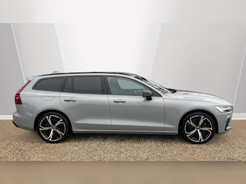 Used Volvo V60 2025 for sale - 77392549: Photo