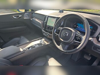Used Volvo XC60 2022 for sale - 78107255: Photo